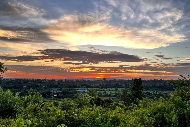 Short Hilltop Hikes for Sunrise & Sunset